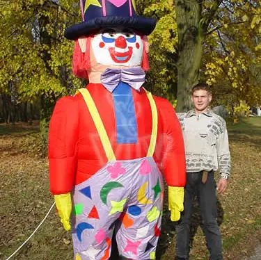 Costumes promotional inflatable range