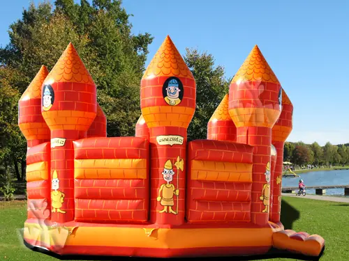 Camelot open-top inflatable bounce