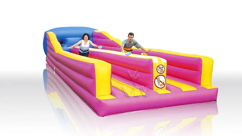 Bungee Run Giant commercial inflatable action game
