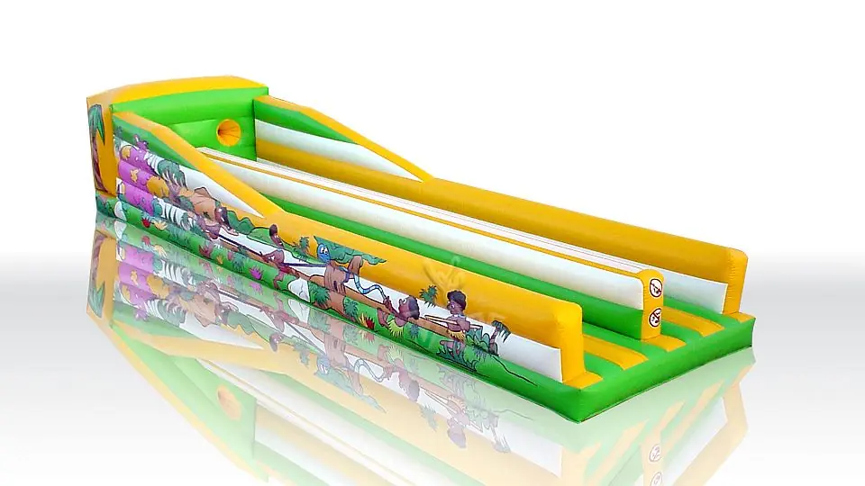 Bungee Run Giant with painting commercial inflatable action game