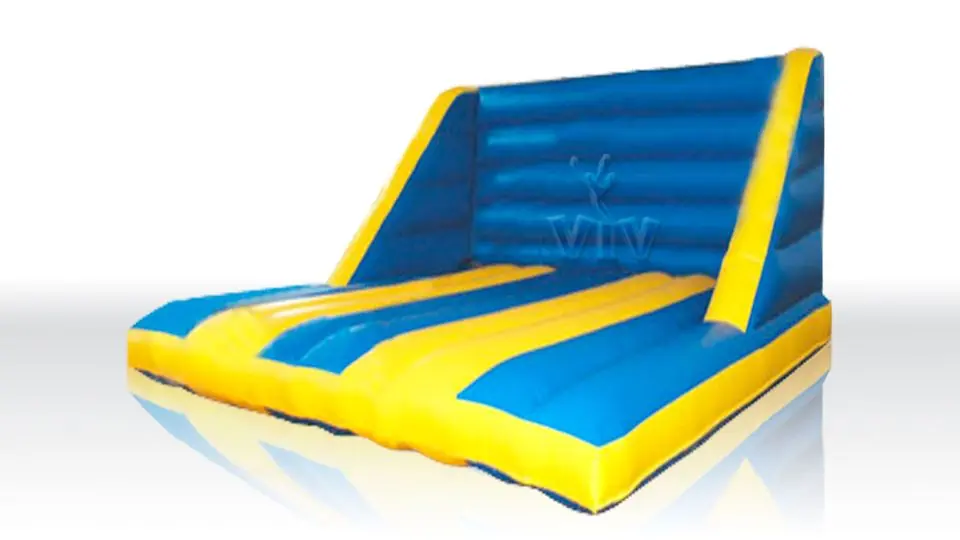 Ladders Standard 7.3 x 7.0 x 3.1 m (without construction) commercial inflatable action game