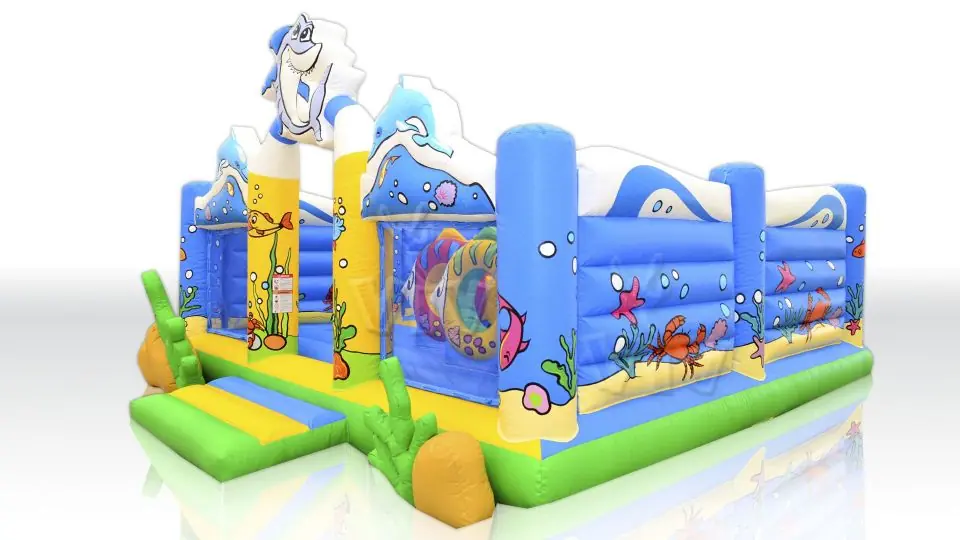 Active Center Oceanic with wall commercial inflatable active center