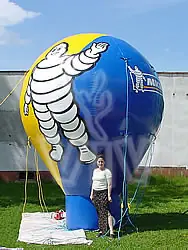 Balon Michelin 4.3 m commercial promotional inflatable balloon