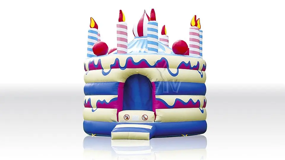 Cake round with roof commercial inflatable bounce