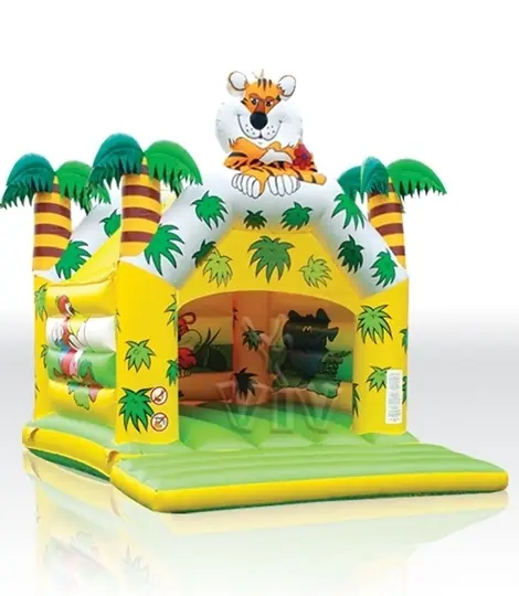 Jungle 4 x 3 m with roof commercial inflatable bounce