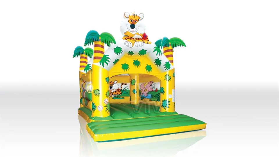 Jungle 5 x 4 m with roof commercial inflatable bounce