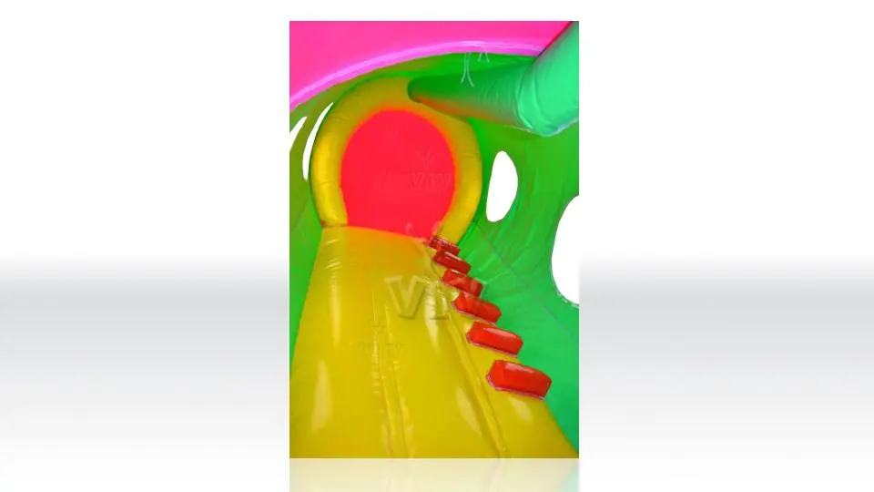 Tunnel Crayons - Collection Crayons commercial inflatable tunnel