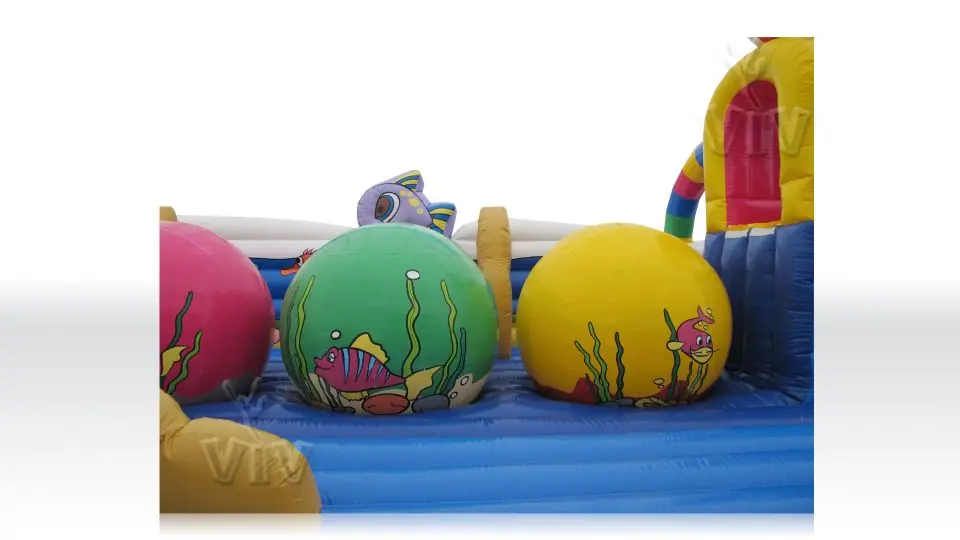 Wipe-Out Dolphin - Collection Underwater World commercial inflatable wipe-out attraction
