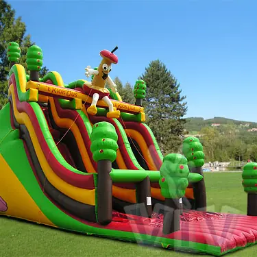 Apple core-shaped inflatable slide