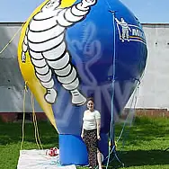 Balon Michelin 4.3 m commercial promotional inflatable balloon