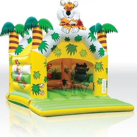 Jungle 4 x 3 m with roof commercial inflatable bounce