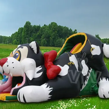 Cat-shaped inflatable slide