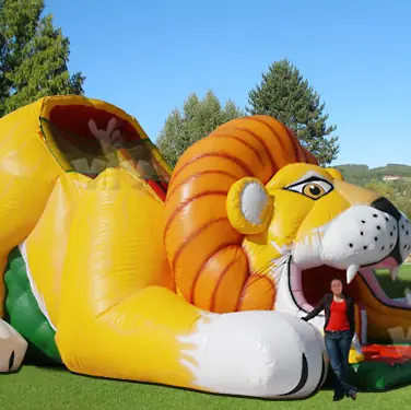 Lion-shaped inflatable slide